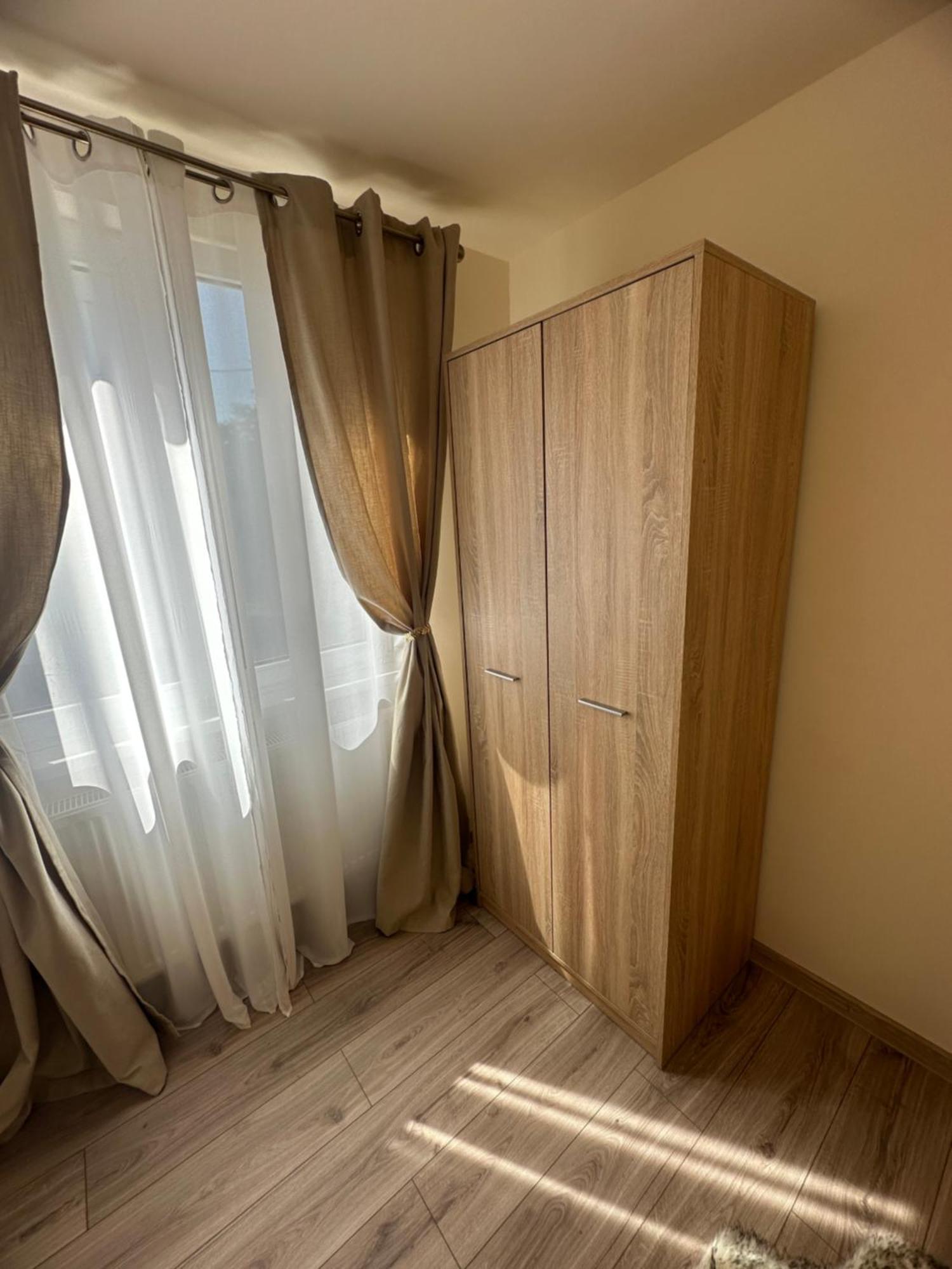Angel House Apartment Deva Ngoại thất bức ảnh